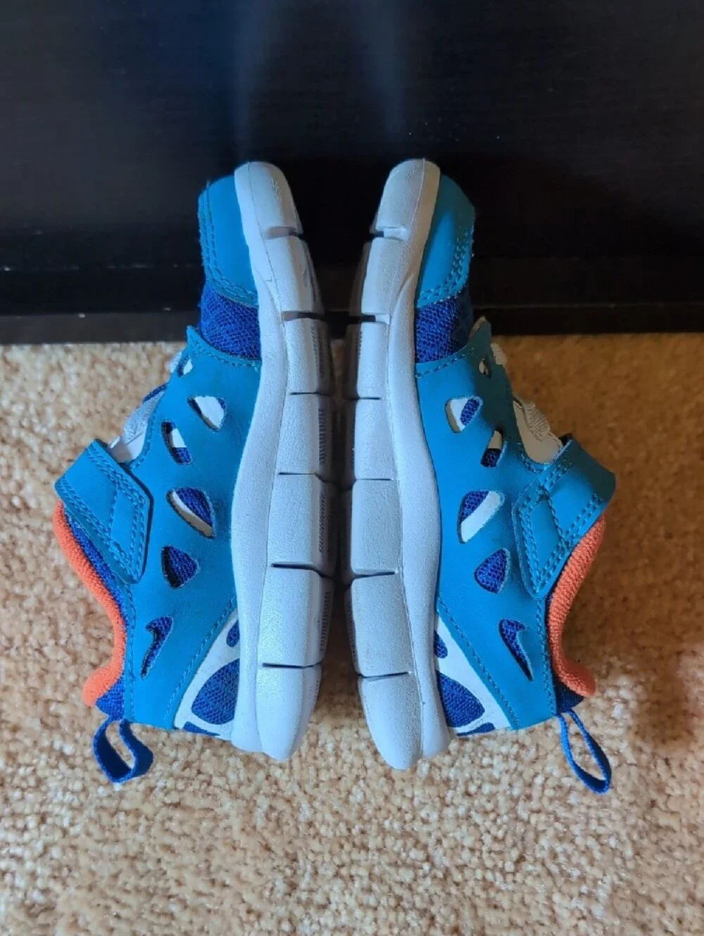 Nike Free Run 2 Toddler Sneakers 7C